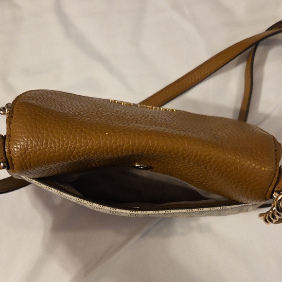 Michael Kors Tan and Cream Crossbody Bag - Picture 7 of 7